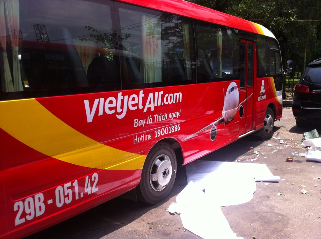 Minibus Vietjet Air