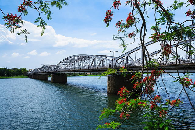 Cầu Tràng Tiền