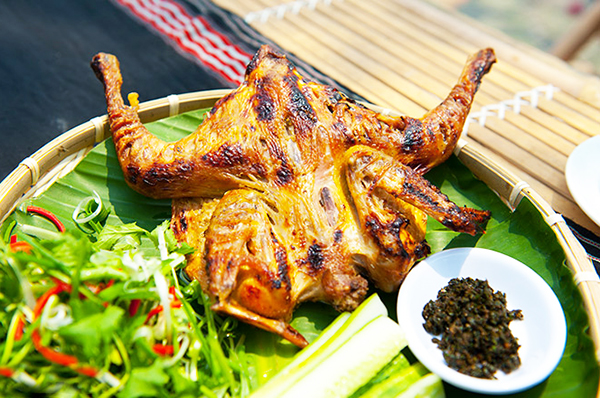 Gà nướng bản Đôn