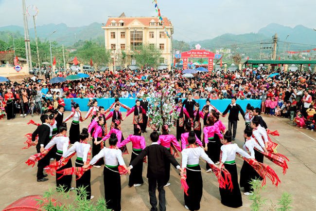 Hội hoa ban