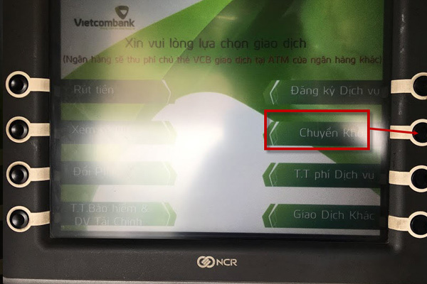 thanh toan ve may bay vietjet bang the atm vietcombank 3