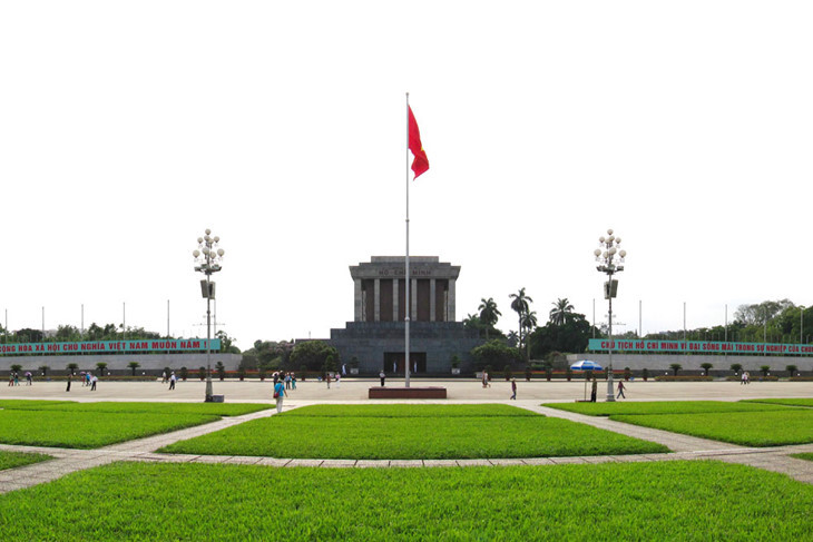 quang truong ba dinh ha noi