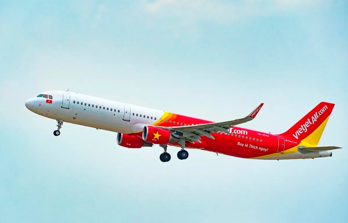 Máy bay Vietjet Air Sài Gòn Huế