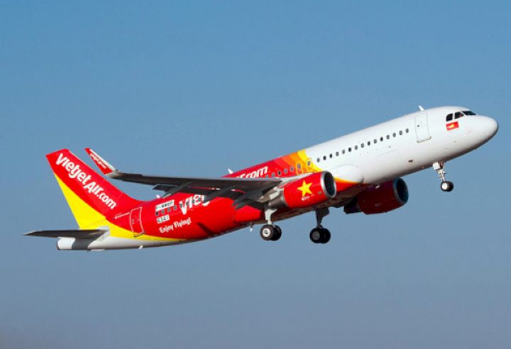 Vé máy bay Vietjet Air từ Hà Nội vào Sài Gòn giá chỉ 169.000 đồng