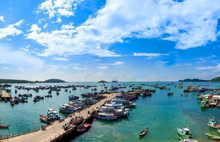 Làng Chài Hàm Ninh một làng chài cổ tại Phú Quốc