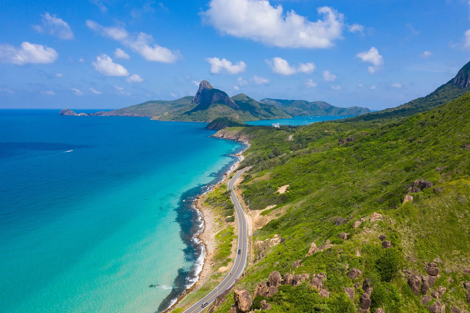 Vé máy bay Hà Nội Côn Đảo 